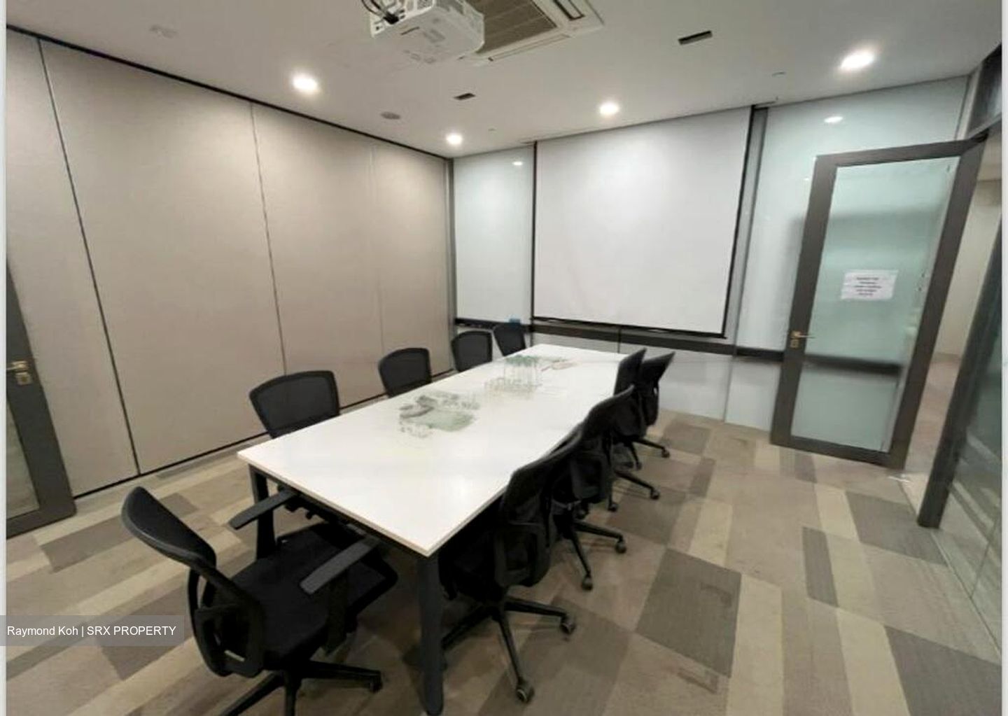 Jalan Buroh Warehouse Complex (D22), Office #462644341
